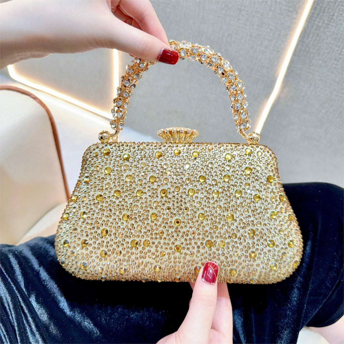 New Foreign Trade Exquisite Evening Bag Diamond Clutch Bag Women's Cheongsam Bag Celebrity Banquet Handbag Rhinestone