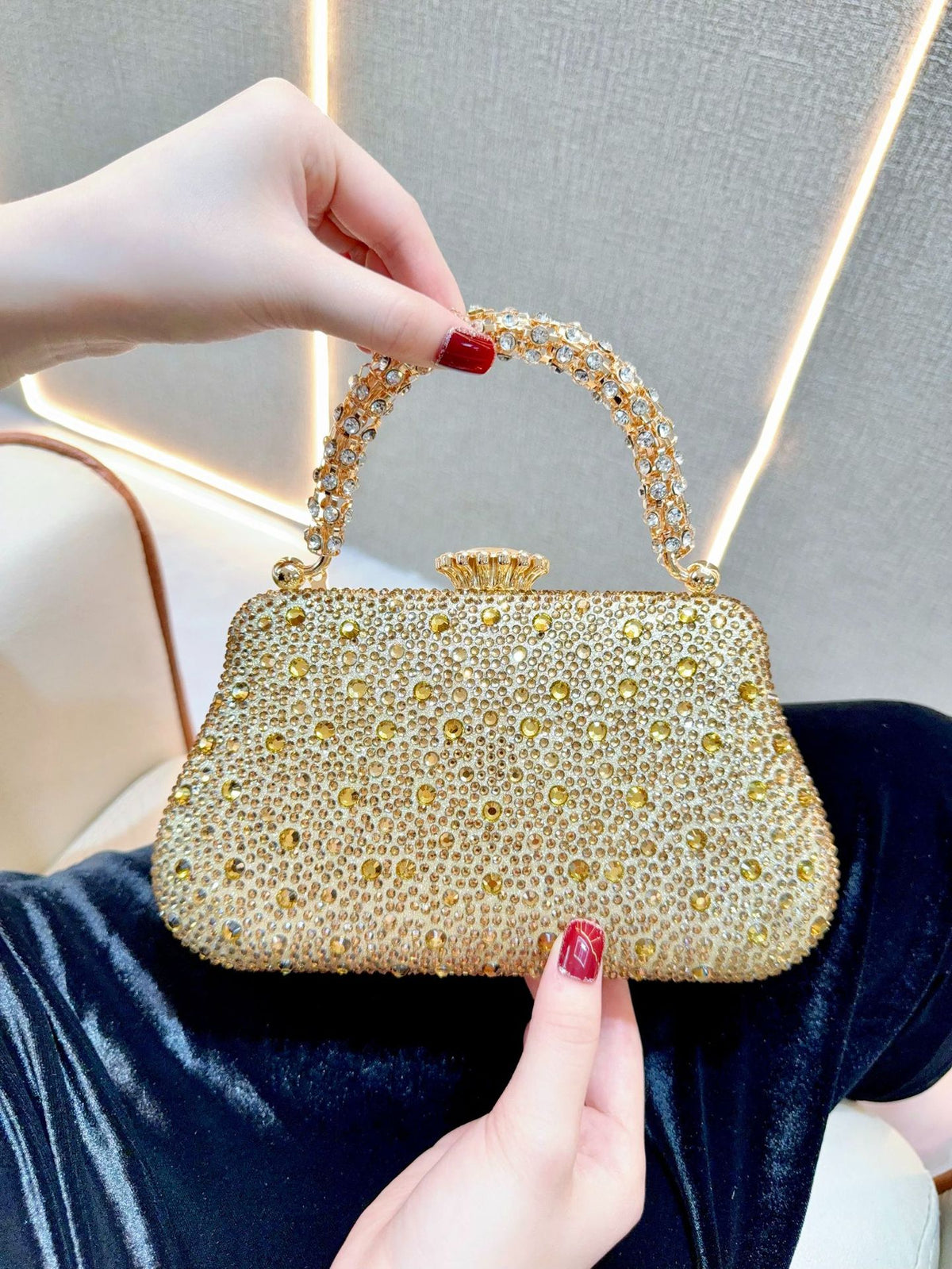 New Foreign Trade Exquisite Evening Bag Diamond Clutch Bag Women's Cheongsam Bag Celebrity Banquet Handbag Rhinestone